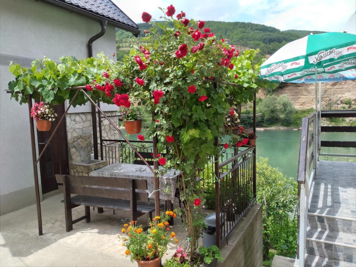Prenociste Na Drini Foca Bed & Breakfast ภายนอก รูปภาพ